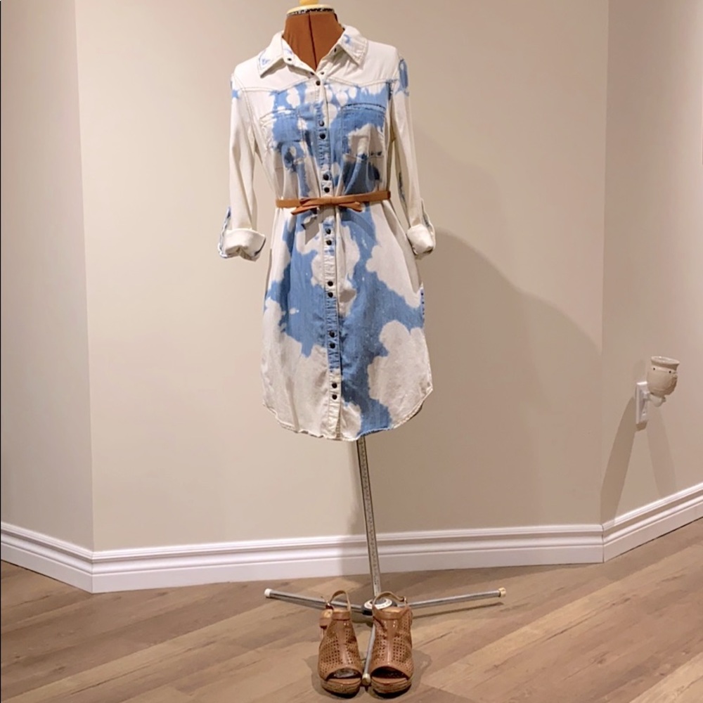 ✨Life in Progress✨Lightweight Denim Shirtdress